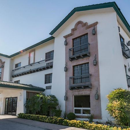Quinta Dorada Hotel & Suites Saltillo Kültér fotó