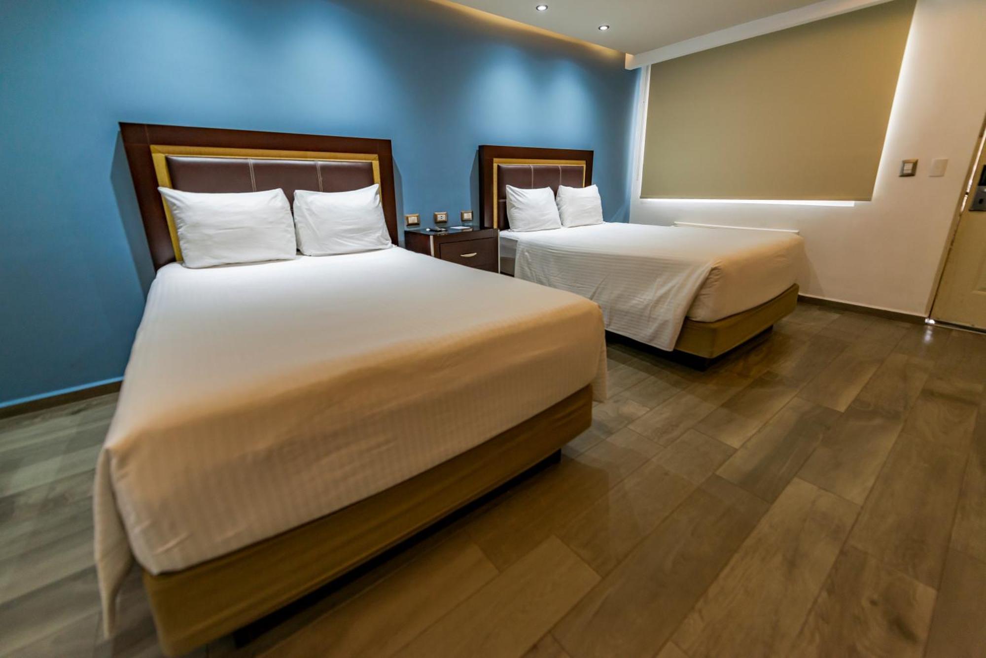 Quinta Dorada Hotel & Suites Saltillo Kültér fotó