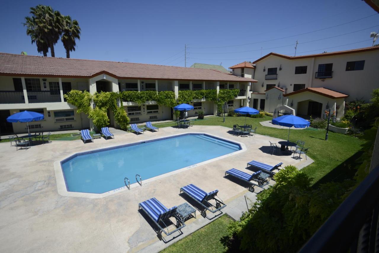 Quinta Dorada Hotel & Suites Saltillo Kültér fotó